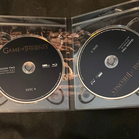 Game of Thrones: Season 2 [Blu-ray]- used - Picture 9 of 10